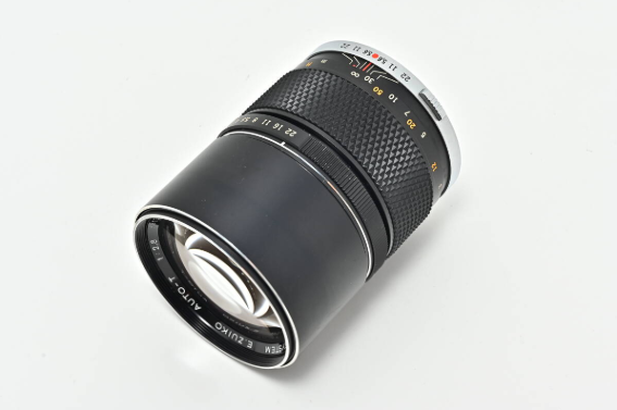 [ Near MINT ] OLYMPUS OM-SYSTEM E.ZUIKO AUTO-T 135mm f/2.8 From Japan