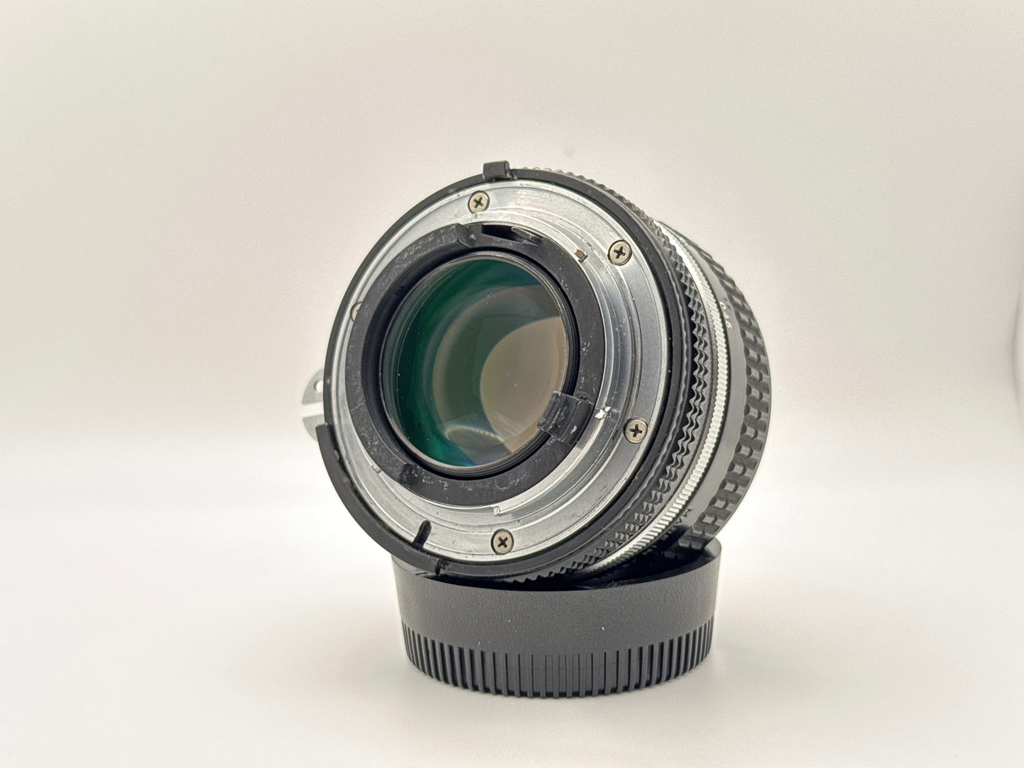 [MINT w/ hood ] Nikon Ai 50mm f1.4 lens from japan